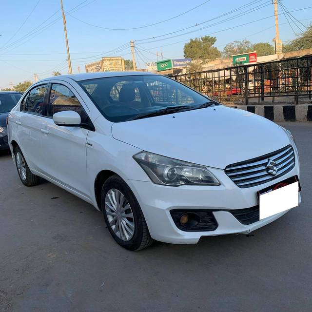 https://images10.gaadi.com/usedcar_image/4297134/original/processed_b4ad9f9b183817adc9658e7edd3de4c2.jpg?imwidth=6400