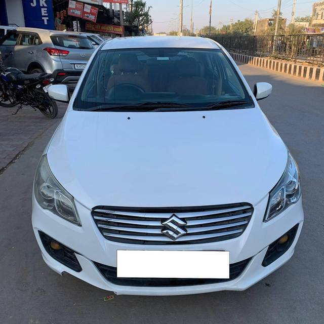 https://images10.gaadi.com/usedcar_image/4297134/original/processed_f067ac49ea22cdf94e79c7f631ee730f.jpg?imwidth=6402