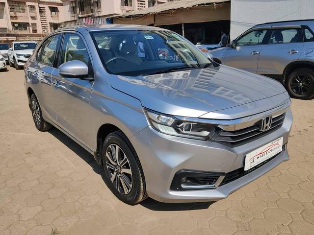 https://images10.gaadi.com/usedcar_image/4297182/original/processed_3cf0e4dd0183b8466ae24eefdbced184.jpeg?imwidth=6400