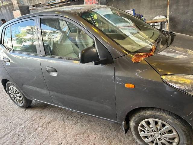 https://images10.gaadi.com/usedcar_image/4297331/original/processed_7f10535c-0447-487d-98ad-8679b4955504.jpeg?imwidth=6402