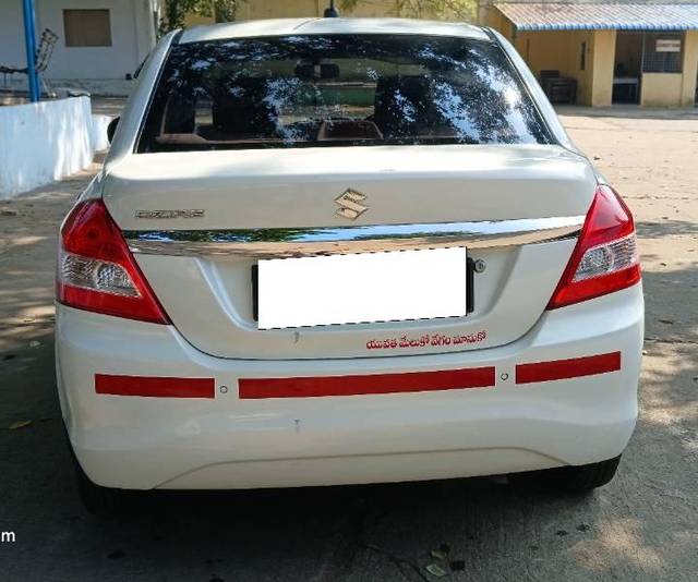 https://images10.gaadi.com/usedcar_image/4297379/original/processed_6117b8be-e9c4-47a5-9f84-07c45eef3149.jpg?imwidth=6401