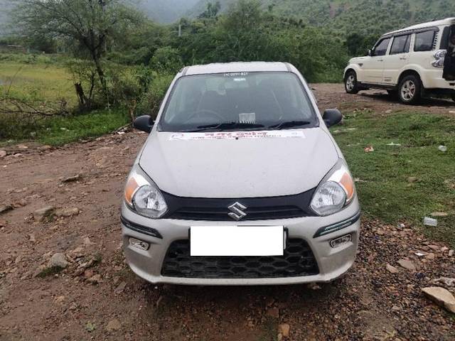 https://images10.gaadi.com/usedcar_image/4297402/original/processed_11713406-ccd6-496c-9081-b92f1a28a6a5.jpg?imwidth=6402