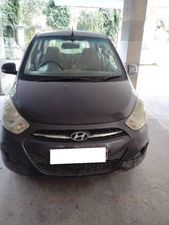 https://images10.gaadi.com/usedcar_image/4297418/original/processed_eadfa3cc-9c43-42a2-93f0-4a8603dcca57.jpg?imwidth=6400