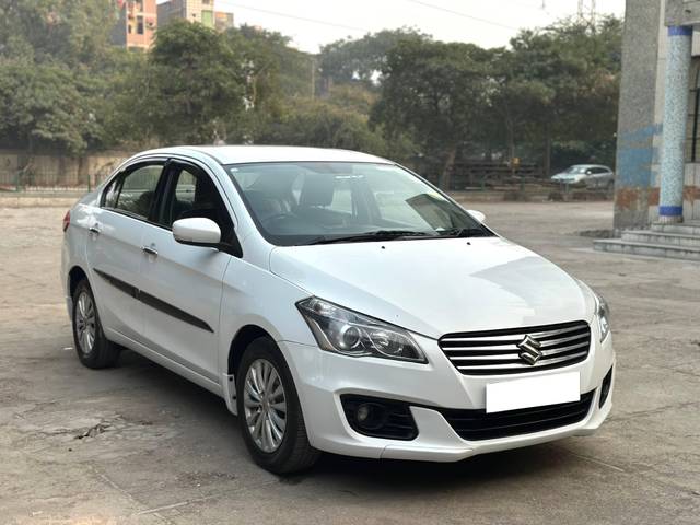 https://images10.gaadi.com/usedcar_image/4297522/original/processed_06c41dbc659f05eeb6e43f2bf184360e.jpeg?imwidth=6400