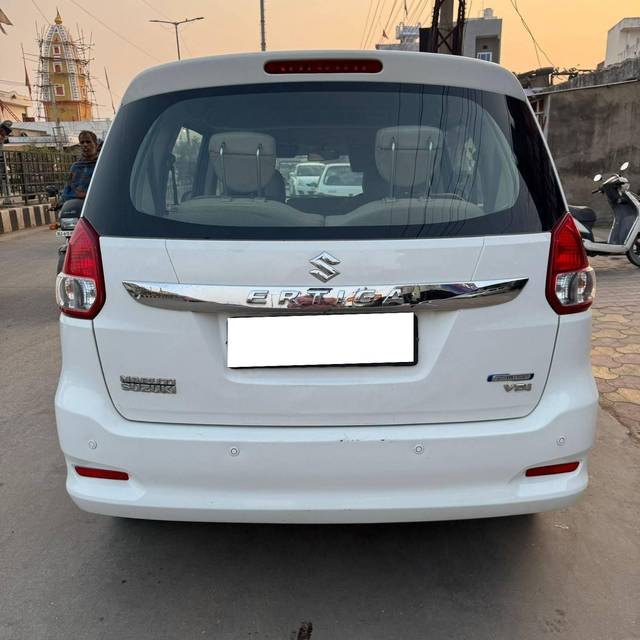 https://images10.gaadi.com/usedcar_image/4297570/original/processed_5532ff6073661d0f7843ae63475a0a7e.jpg?imwidth=6401