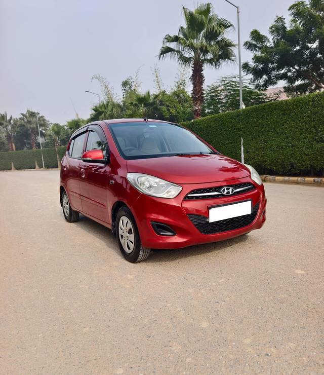 https://images10.gaadi.com/usedcar_image/4297585/original/processed_de7a6728a9aedcb64fd3db4bfa0621f6.jpg?imwidth=6400