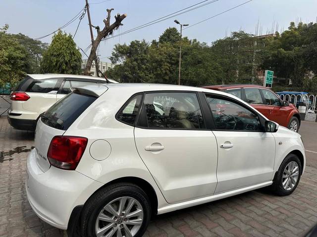 https://images10.gaadi.com/usedcar_image/4297605/original/processed_41e6fca47794e99f7781fbdde013aa69.jpg?imwidth=6401