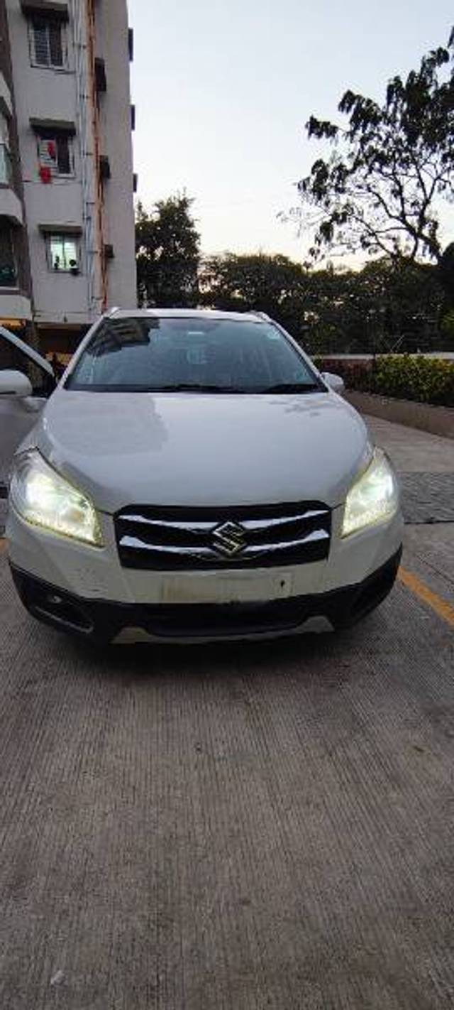 https://images10.gaadi.com/usedcar_image/4297612/original/ef2baea1aa2af3250087a940d254ec0a.jpg?imwidth=6400