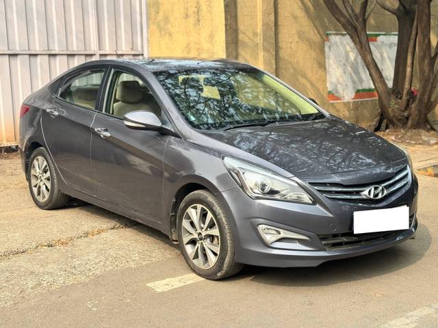 https://images10.gaadi.com/usedcar_image/4297703/original/processed_74f82cd849237c0a49df8524e979a8ec.jpg?imwidth=6400