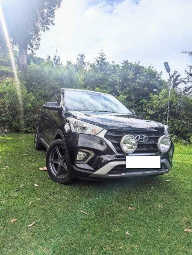 https://images10.gaadi.com/usedcar_image/4297712/original/8c01efd596a3c2f9ea10388fc22d91e6.jpg?imwidth=6400