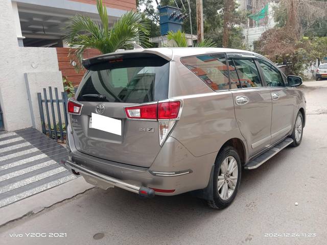 https://images10.gaadi.com/usedcar_image/4297794/original/processed_d87940e6d618a1b279feafce7aef1752.jpg?imwidth=6401