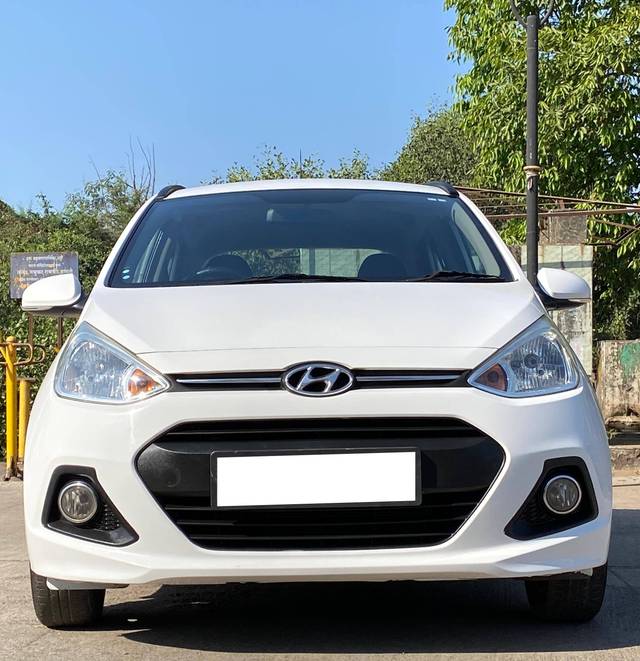 https://images10.gaadi.com/usedcar_image/4297827/original/processed_40ab99d5e0464134159d94d90bcd4f70.jpg?imwidth=6400