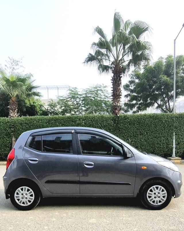 https://images10.gaadi.com/usedcar_image/4297841/original/dce77cba7952007a8a38bbd2222d3603.jpg?imwidth=6401