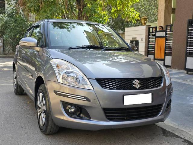 https://images10.gaadi.com/usedcar_image/4297902/original/processed_b3c1b91cc543c2e41fea5e3eeb355022.jpg?imwidth=6400