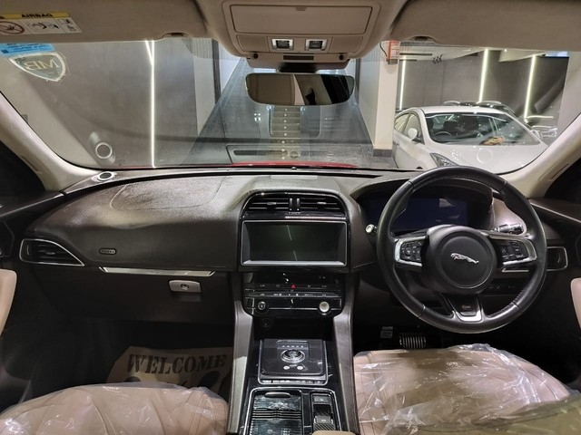 Second-hand 2018 Jaguar F-Pace Prestige 2.0 Petrol for sale in New Delhi-12