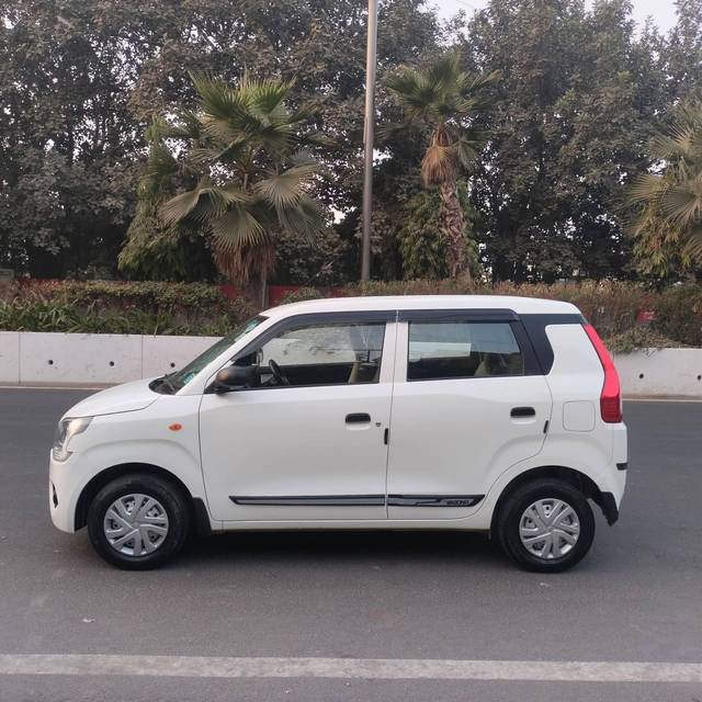 https://images10.gaadi.com/usedcar_image/4297952/original/processed_473130b1664aa048fef132f275f57c69.jpg?imwidth=6402