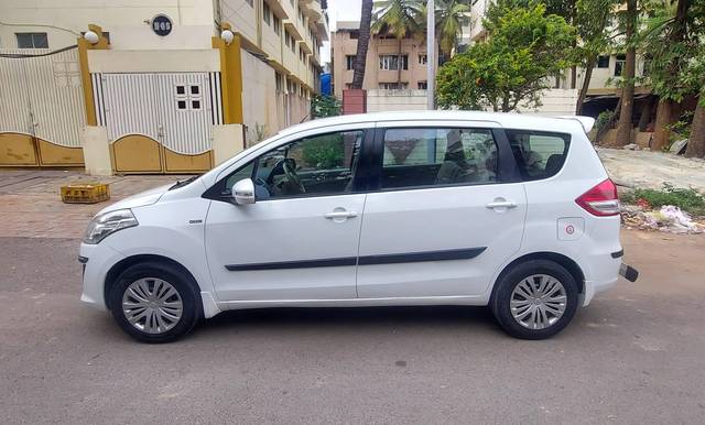 https://images10.gaadi.com/usedcar_image/4297997/original/processed_f8dec1cc1e567b0f352021f6e5b0b78d.jpg?imwidth=6402