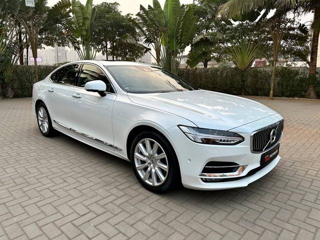 https://images10.gaadi.com/usedcar_image/4298032/original/processed_a16c01d5e98b530a1bd81eb265739e4e.jpg?imwidth=6400