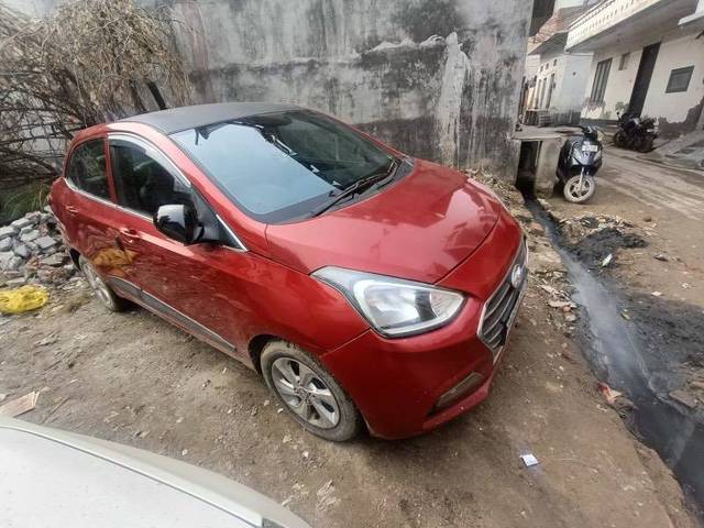 https://images10.gaadi.com/usedcar_image/4298084/original/48c96eb97f47e65248ea71fceee5ebb2.jpeg?imwidth=6401