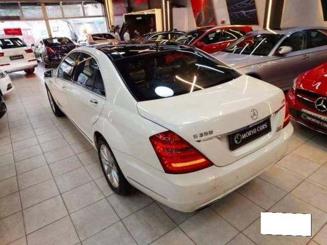 https://images10.gaadi.com/usedcar_image/4298137/original/processed_dfc8412a350f2c7415afca5a3753bd85.jpg?imwidth=6402