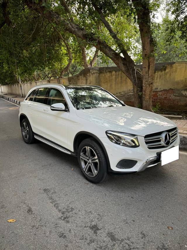 https://images10.gaadi.com/usedcar_image/4298244/original/processed_73baee96c5a0f8f4b1f72c87fe6e4bb2.jpg?imwidth=6400