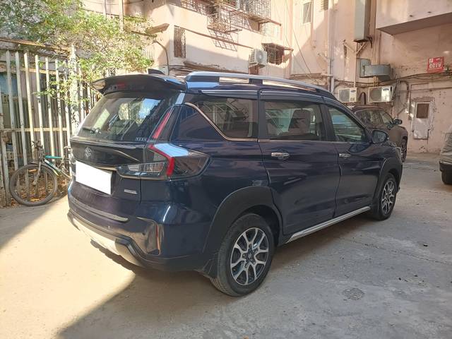 https://images10.gaadi.com/usedcar_image/4298252/original/processed_e9329e0db376714f3517ef7a0c878cd5.jpg?imwidth=6402