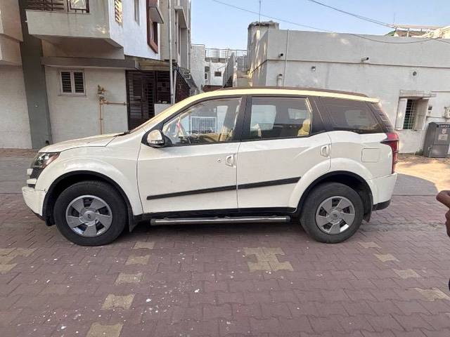 https://images10.gaadi.com/usedcar_image/4298342/original/57f3fd347a8cc478a48c8e4d5f621e30.jpg?imwidth=6402