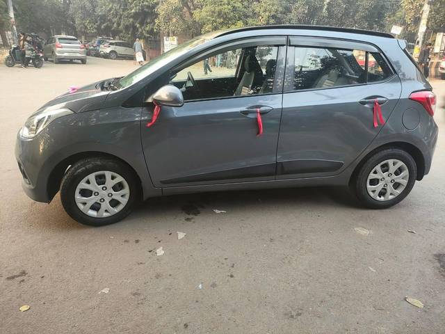 https://images10.gaadi.com/usedcar_image/4298420/original/processed_55e9bce6682548050c553d40e43ef05a.jpg?imwidth=6400