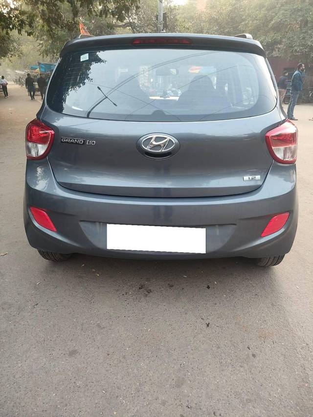 https://images10.gaadi.com/usedcar_image/4298420/original/processed_5be3a97da2b1bda6488692a927e50b11.jpg?imwidth=6402