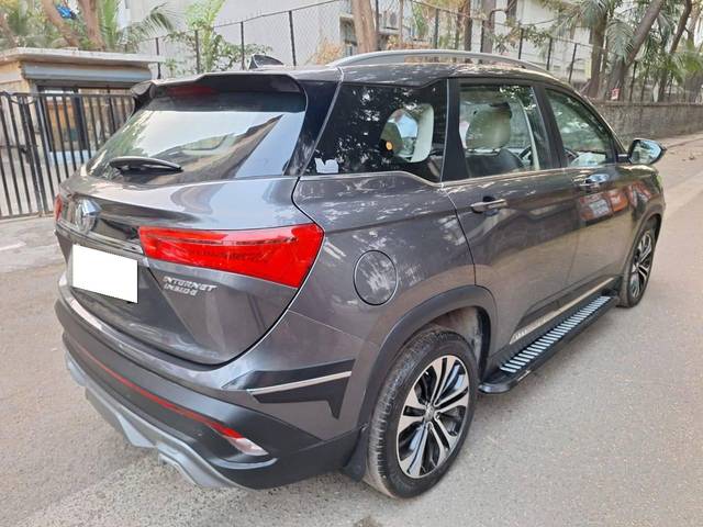 https://images10.gaadi.com/usedcar_image/4298471/original/processed_742d19c5ffac370c33a3974088f621f0.jpeg?imwidth=6401