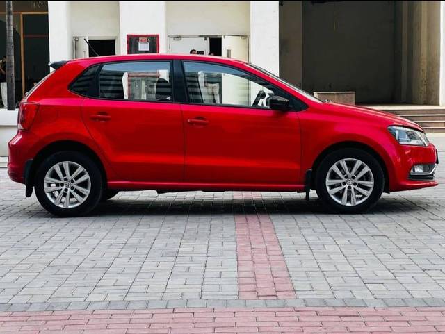 https://images10.gaadi.com/usedcar_image/4298489/original/processed_695621e44b487539f029569ab7028f14.jpg?imwidth=6401