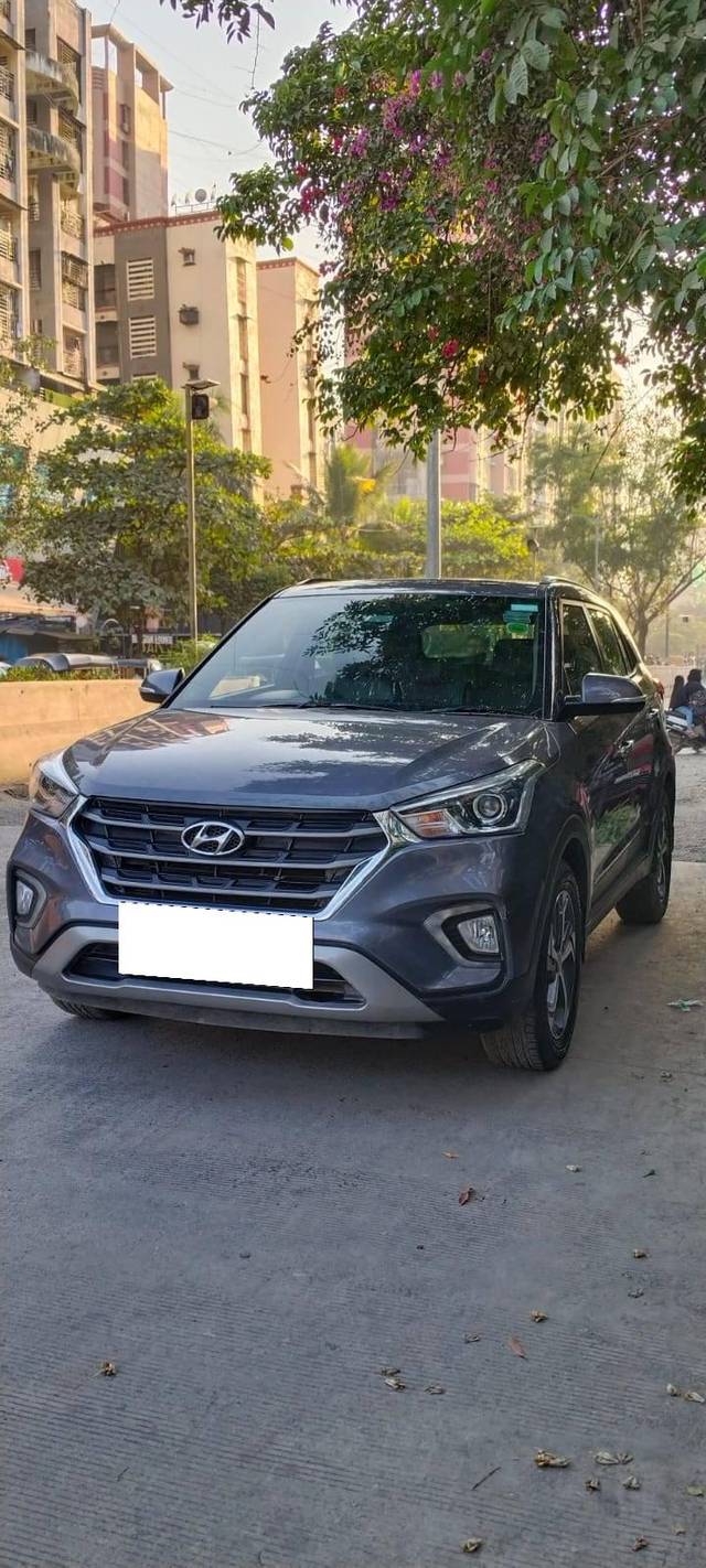 https://images10.gaadi.com/usedcar_image/4298511/original/processed_b00b0cb137dc641b345088107031157c.jpg?imwidth=6400