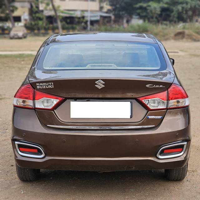 https://images10.gaadi.com/usedcar_image/4298552/original/processed_74258a8367c70a1550590d22cafa0c07.jpg?imwidth=6402