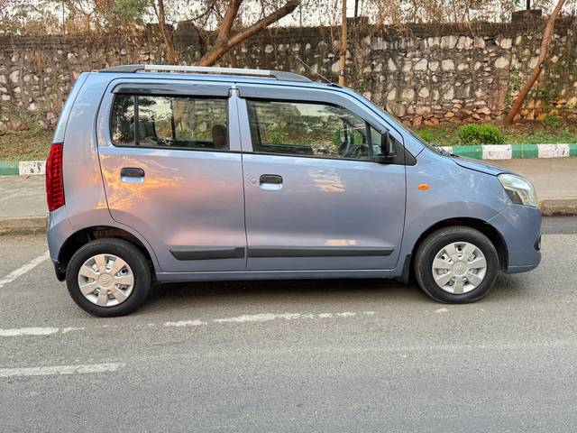 https://images10.gaadi.com/usedcar_image/4298566/original/d4623a90a8bdcd422f5d01a511437040.jpg?imwidth=6401