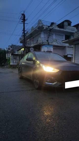 Hyundai Verna 2017-2020 Hyundai Verna CRDi 1.6 SX Option