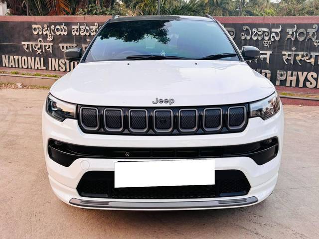 https://images10.gaadi.com/usedcar_image/4298647/original/processed_c75e2d7093b03078a6c1071ac427e837.jpg?imwidth=6400