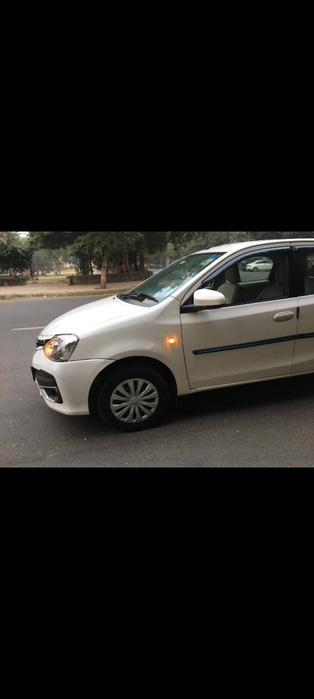 https://images10.gaadi.com/usedcar_image/4298711/original/19c2ab8c5a3a66f1ff01d4d72476ff37.jpg?imwidth=6400