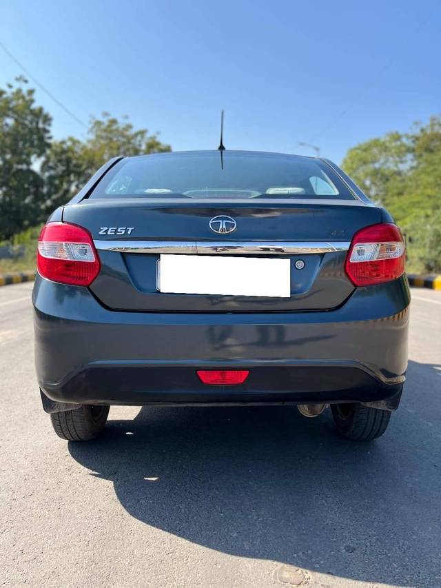 https://images10.gaadi.com/usedcar_image/4298761/original/processed_c69937b3b2139511f8b3bb7e5c35da01.jpg?imwidth=6402