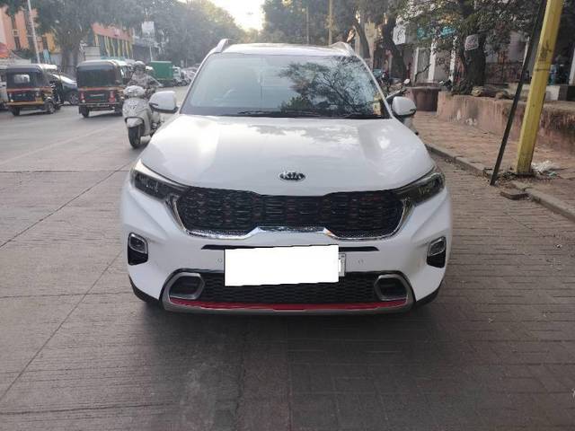 https://images10.gaadi.com/usedcar_image/4299011/original/d7bca840087e64f8d64c76f677ddfe03.jpg?imwidth=6400