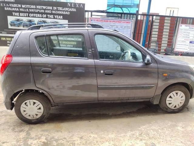 https://images10.gaadi.com/usedcar_image/4299106/original/processed_8a7cd373-da65-4f0e-894d-902bdc74f9b9.jpeg?imwidth=6402