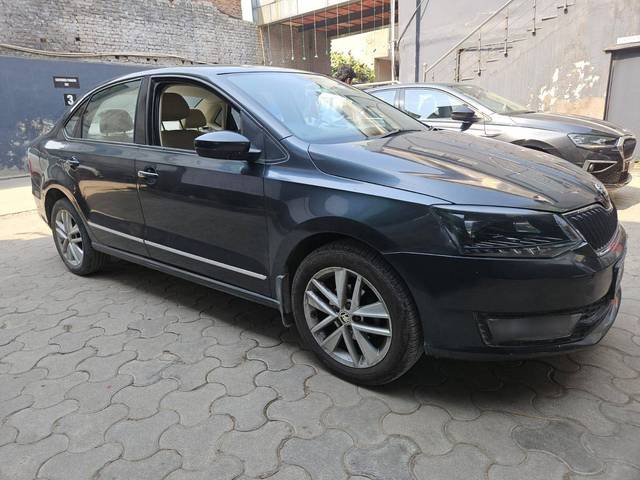 https://images10.gaadi.com/usedcar_image/4299110/original/c86dc66b42029dd150eb9572608c5c73.jpg?imwidth=6400