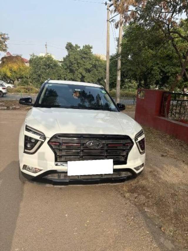 https://images10.gaadi.com/usedcar_image/4299138/original/processed_3a6cd30a-6bd3-4638-b4d8-3efec6e6cf77.jpeg?imwidth=6400