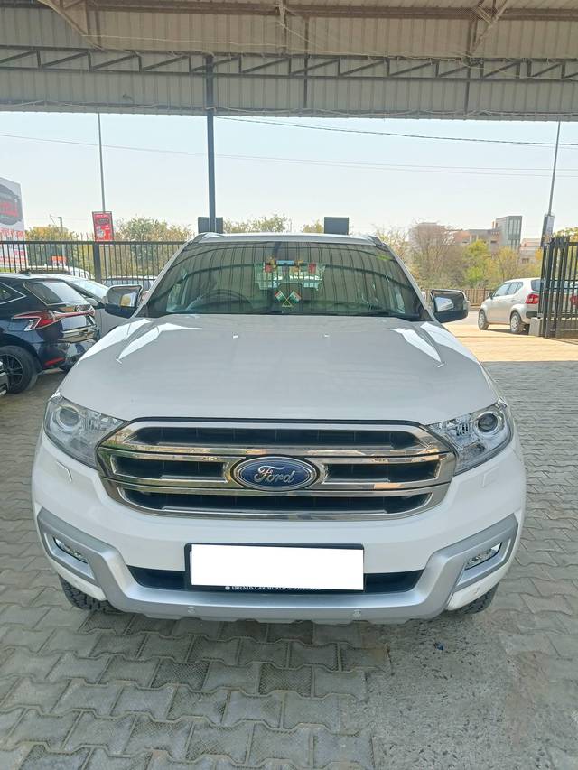 https://images10.gaadi.com/usedcar_image/4299172/original/processed_b076765842f46a5845ea20d14c748f68.jpg?imwidth=6400