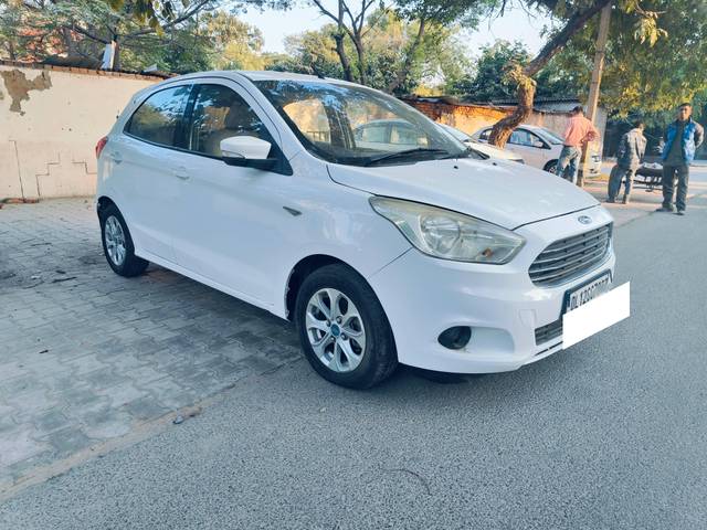 https://images10.gaadi.com/usedcar_image/4299189/original/processed_9d7f51707b7be6b10053c7a322f12519.jpg?imwidth=6400