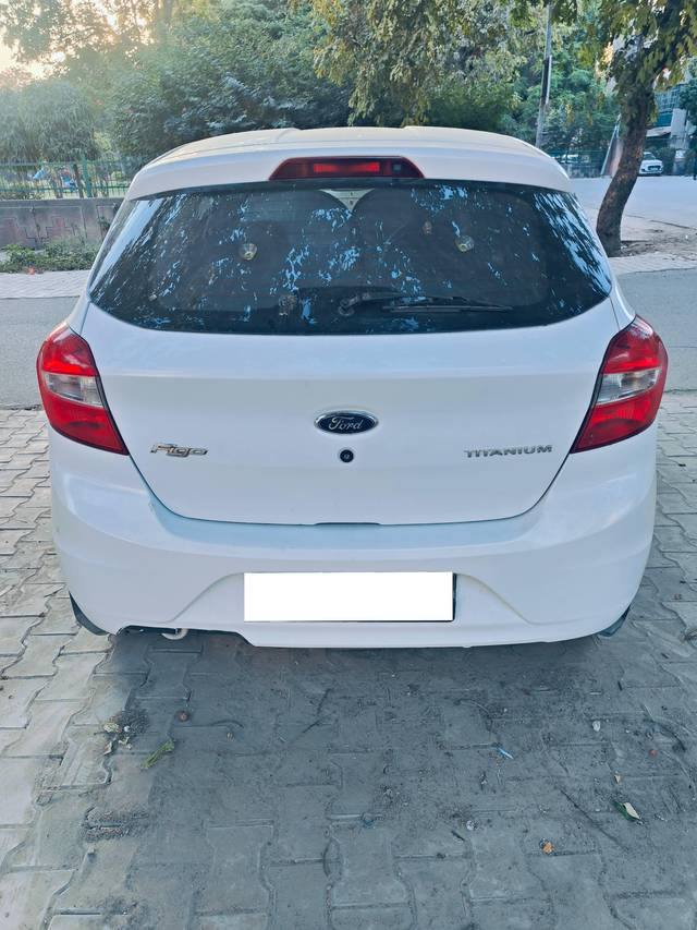 https://images10.gaadi.com/usedcar_image/4299189/original/processed_e1589dfa451aebb911bf1efe0a744607.jpg?imwidth=6401