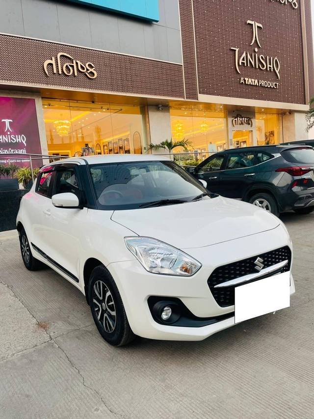 https://images10.gaadi.com/usedcar_image/4299194/original/processed_b6d767d39c93e4d49a7c4e8474b0d314.jpg?imwidth=6400