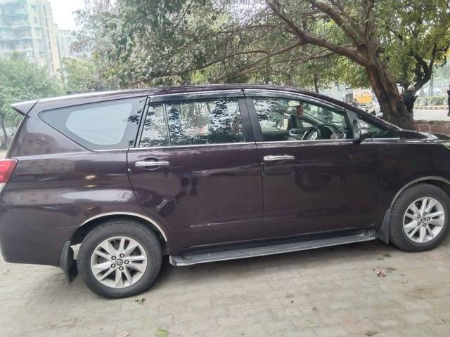 https://images10.gaadi.com/usedcar_image/4299202/original/cebc1755d9c96e12da6776a107e02680.jpg?imwidth=6400