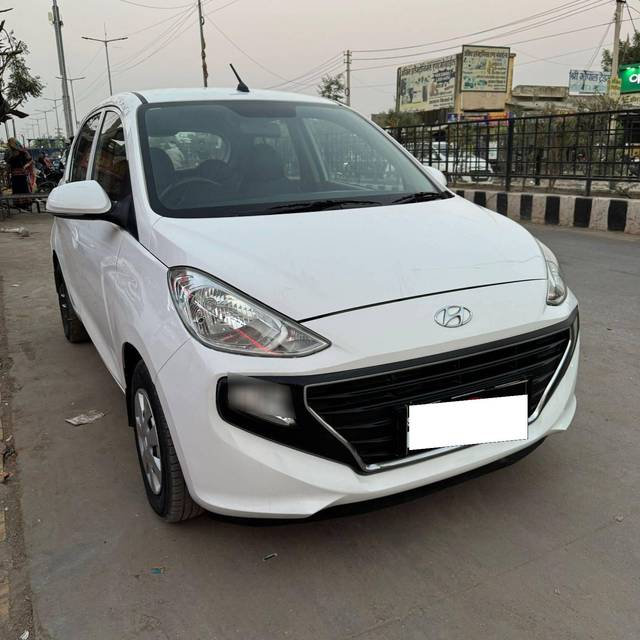 https://images10.gaadi.com/usedcar_image/4299300/original/processed_f51710af27fd5f8344d4cfc49d284362.jpg?imwidth=6400