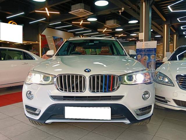 https://images10.gaadi.com/usedcar_image/4299315/original/processed_9a8754035199fc31bbdc0cb82d5c9514.jpg?imwidth=6402