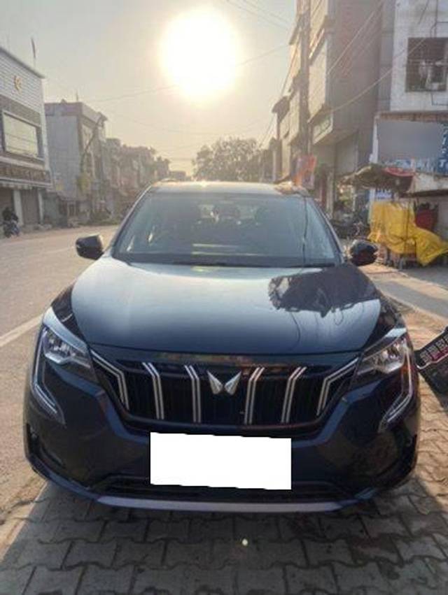 https://images10.gaadi.com/usedcar_image/4299342/original/processed_1e62ffed-b19c-4c95-8d78-1a6b24cc3312.jpg?imwidth=6400